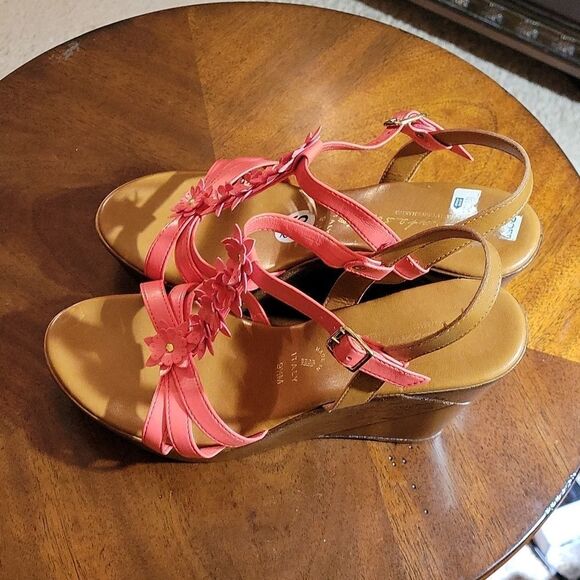 ZOLIA CONTASA ITALIAN SHOEMAKERS WEDGE STYLE OPEN TOE ANKLE STRAP WOMEN SANDAL - Picture 7 of 14